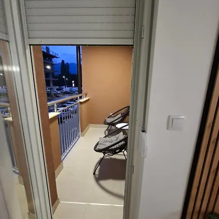Grey Istocno Sarajevo Διαμέρισμα Lukavica